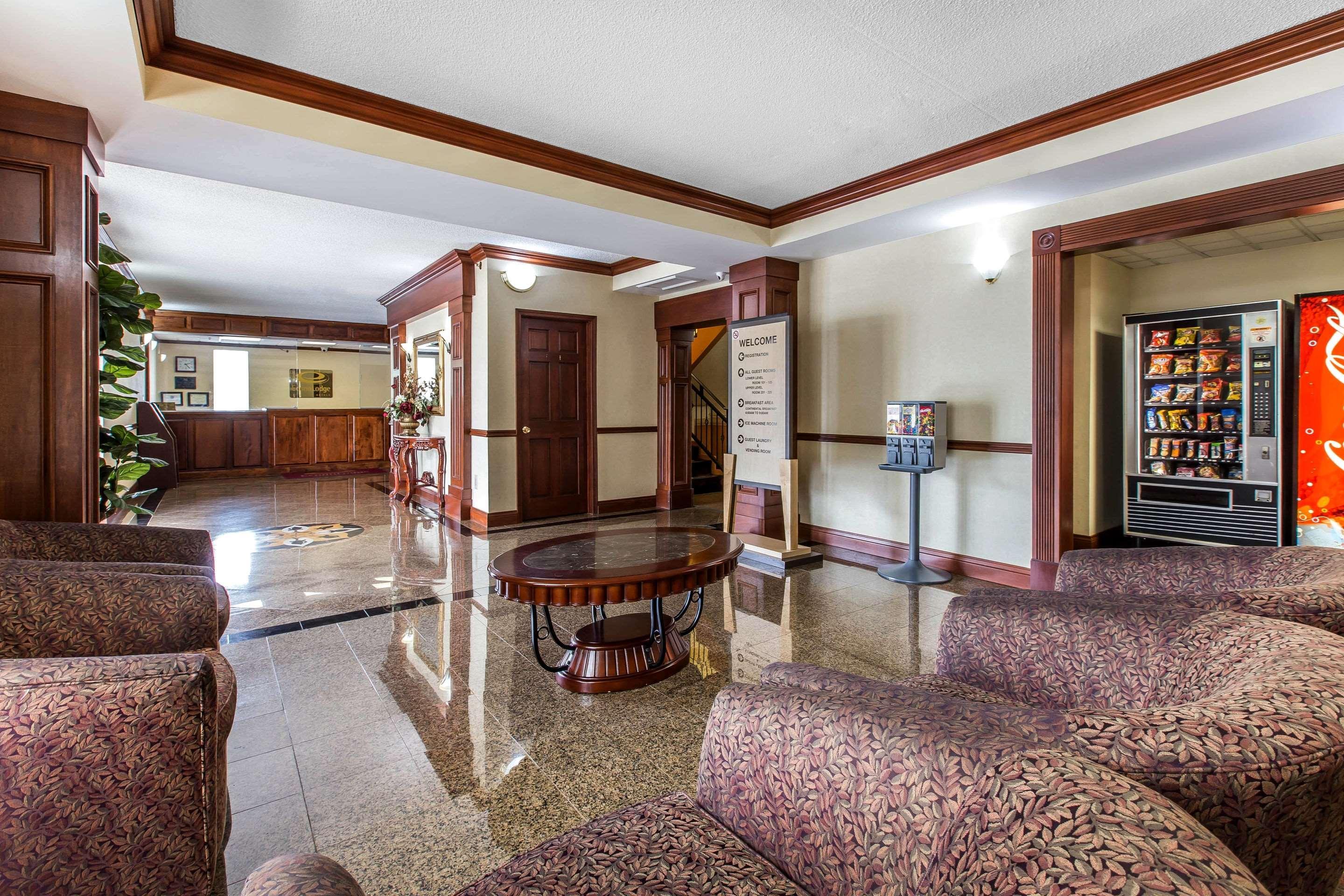 Econo Lodge At Six Flags Austell Kültér fotó